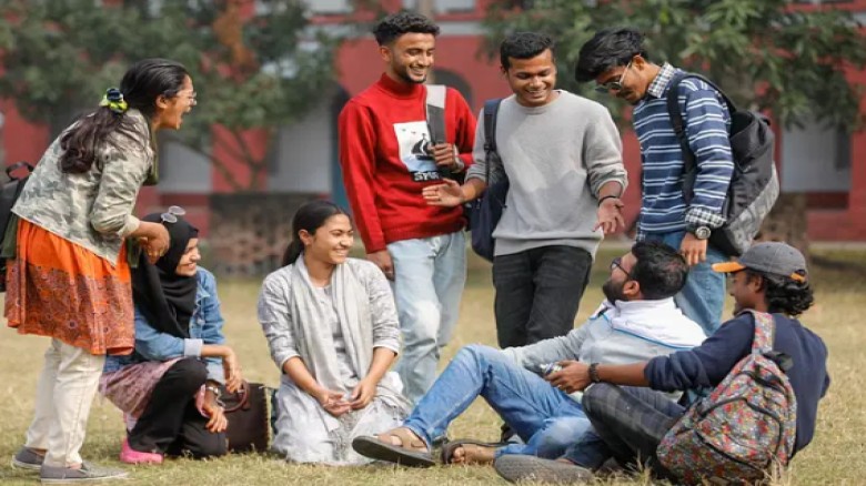 বৃহত্তর খুলনার প্রথম উচ্চশিক্ষা প্রতিষ্ঠান সরকারি ব্রজলাল কলেজ...